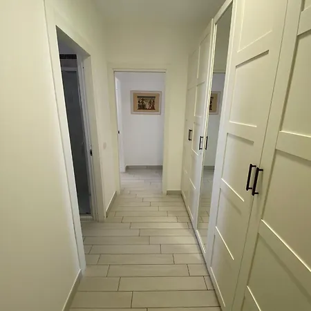 Veronese Apartment *