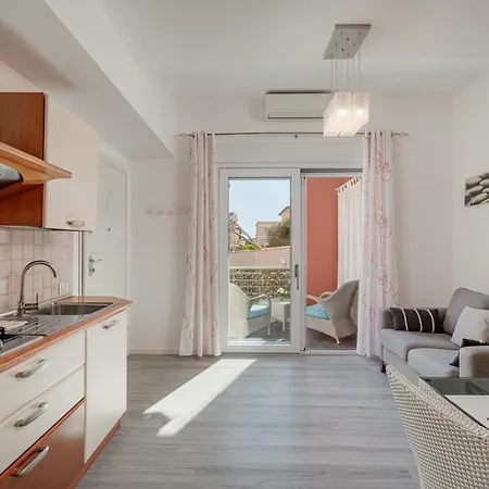 Veronese Apartment